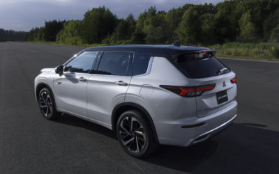 ALL-NEW OUTLANDER PHEV MODEL TEASER (EXTERIOR-2)